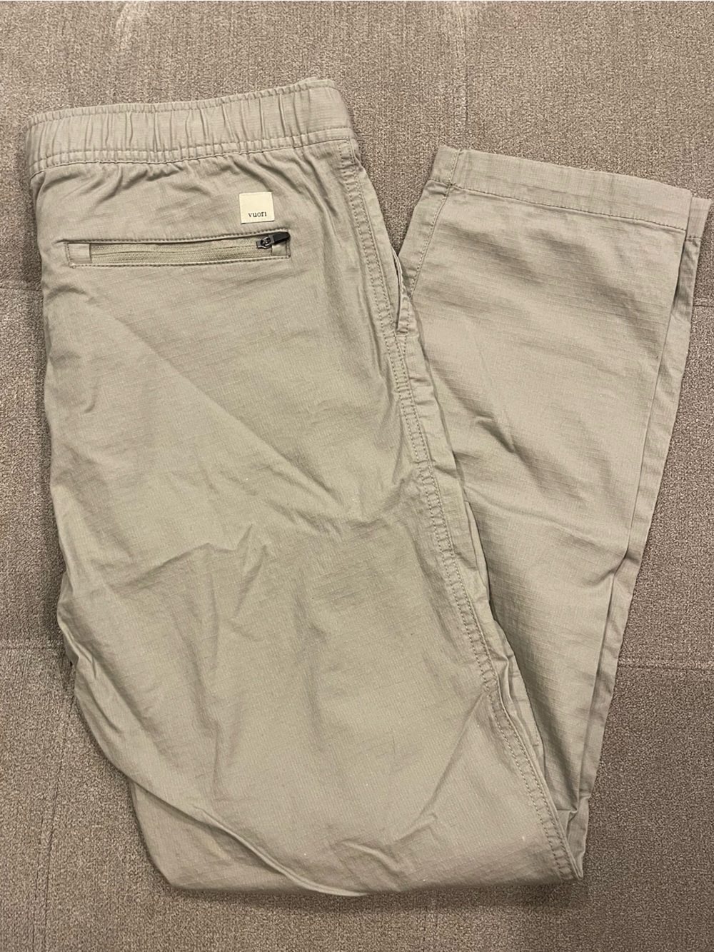 Vuori Light Gray Jogger Pants with Zip Pocket